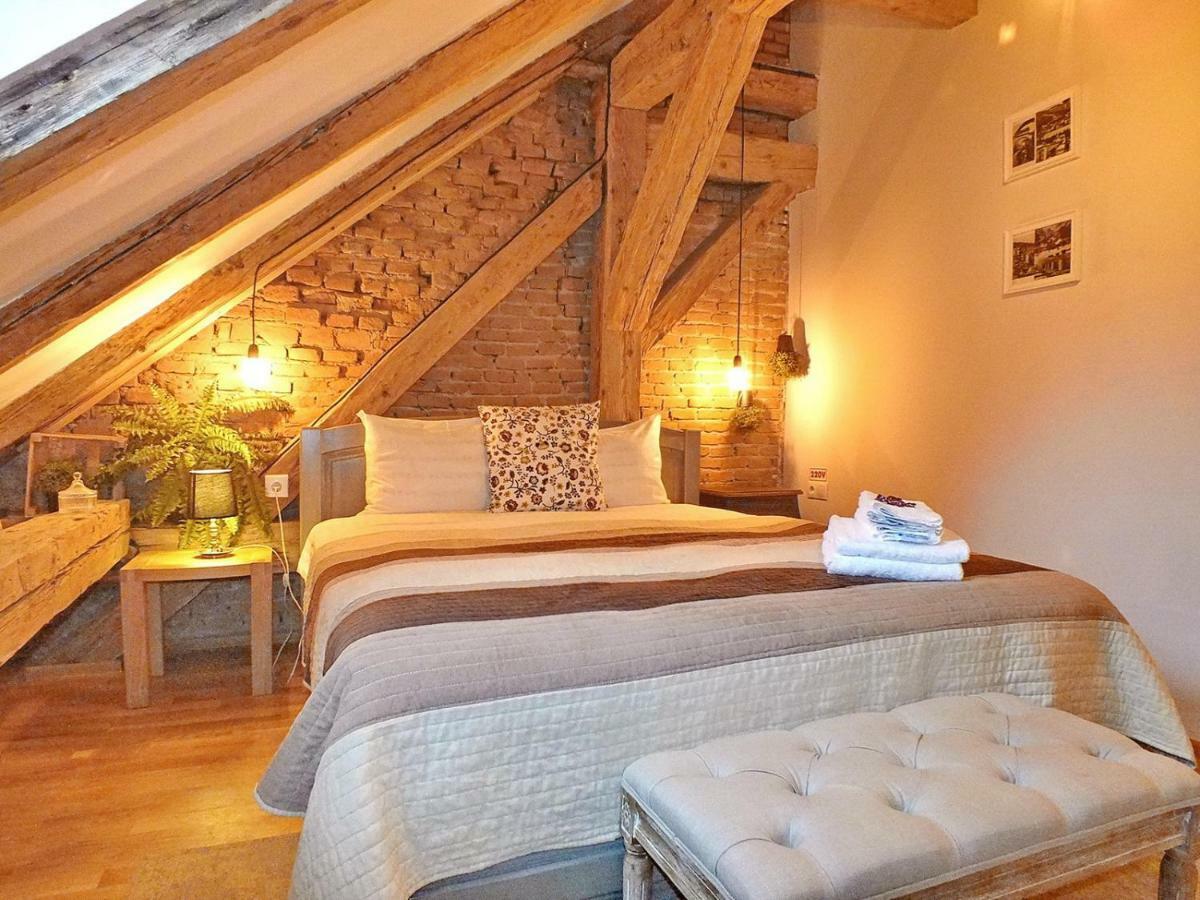 فندق Wood House Republicii براشوف المظهر الخارجي الصورة
